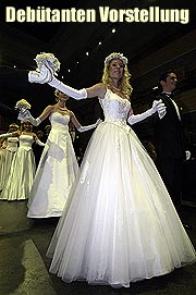 Der erste große Faschingsball: Vorstellung der Narrhalla Debütanten 2006 am 18.11. im Bayerischen Hof (Fotos: Ingrid Grossmann)